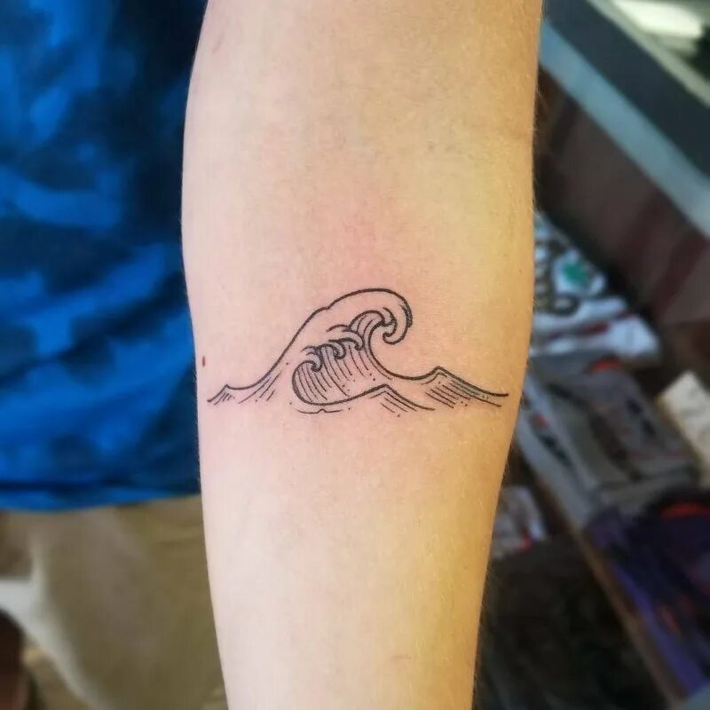 Тату волна. Тату волна. Тату волна минимализм. Тату волна. Тату минимализм.