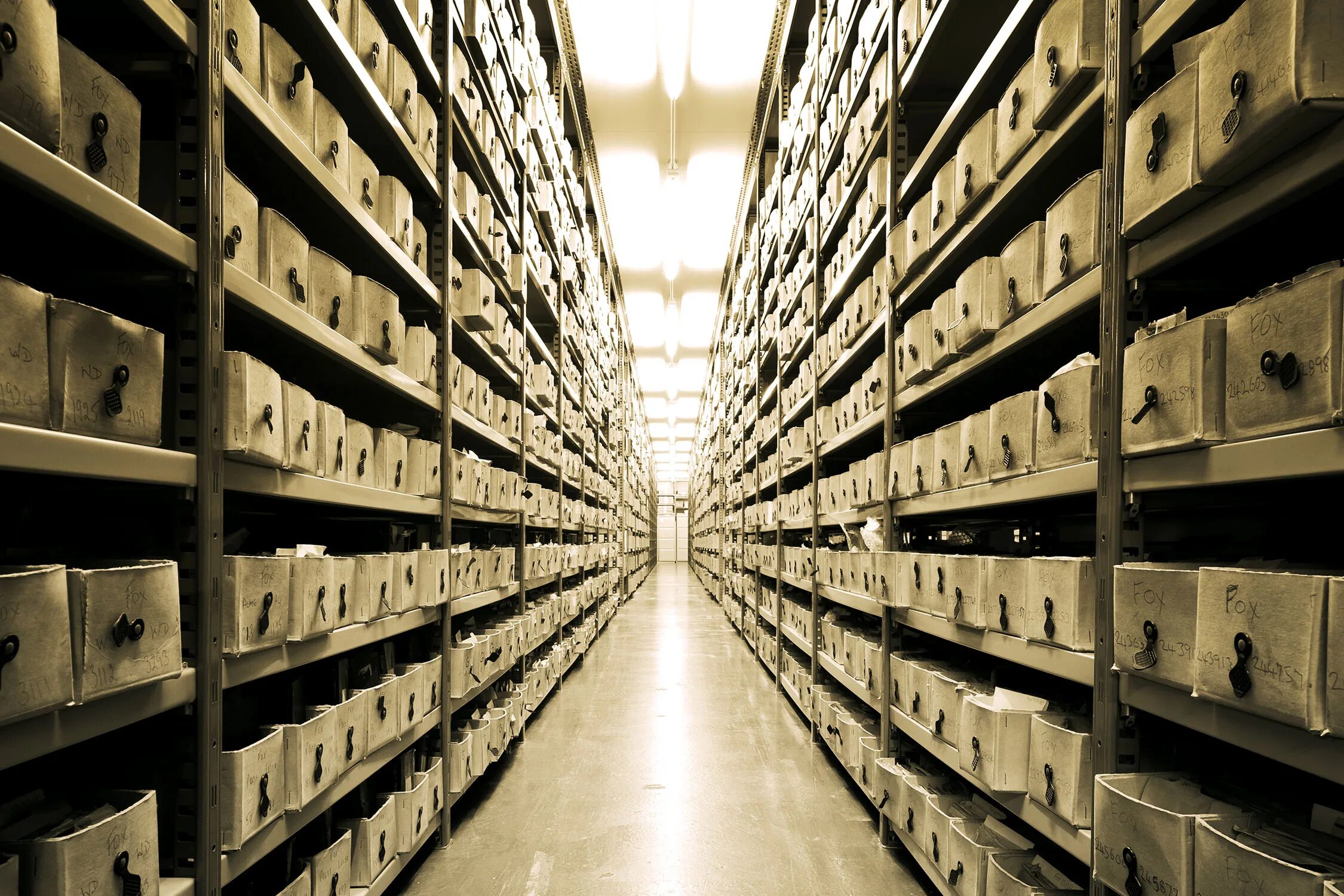 Large archives. Архив документов. Мобильные архивные стеллажи. Archive. Large archives.