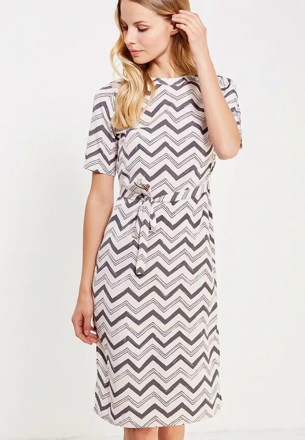 Платье миссони голубое. Платье миссони валентино. Cocos платье трехцветное. Алессандро миссони одежда. Миссони 2023.