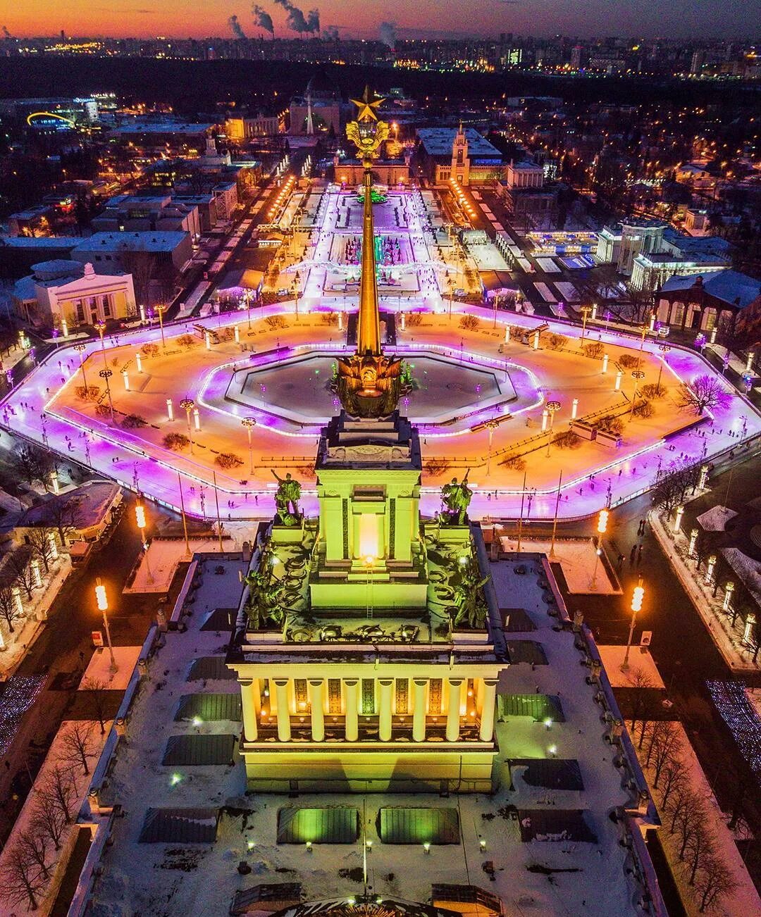 самые красивые песиа в москве. измайловский кремль москва. москва красиво. 1). достопримечательности москвы.