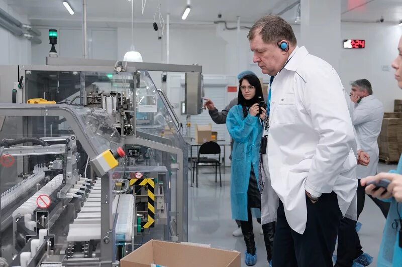 Фарма компания реневал новосибирск. Завод пфк обновление новосибирск. Зао обновление. Завод реневал новосибирск. Фарма компания реневал новосибирск.