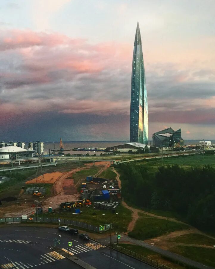 Лахта центр 3д. Башня спб лахта смотровая площадка. лахта-центр 2 смотровая площадка. памятник около лахта центра. башня газпрома в санкт-петербурге смотровая.