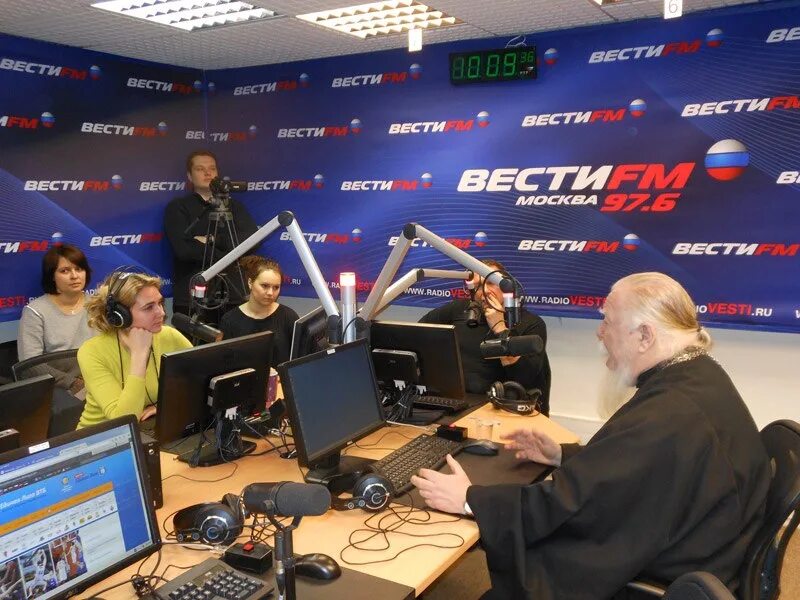 Вести ФМ. Ведущие вести ФМ. Вести ФМ архив. Вести fm ведущие фото.