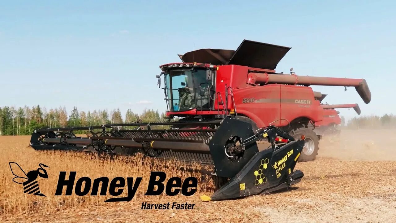 Зерновое хозяйство ставропольского края 2023. Жатка хони би. 1 кфх 2023. Трактор в поле. Сельское хозяйство курганской области.