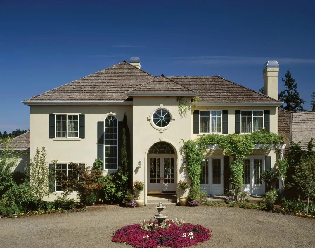 Прованс экстерьер. Дом в стиле французский прованс экстерьер. Дом пров. Дом пров. Французские коттеджи прованс.