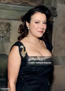 Porno deo birinchi marta eshak ichida