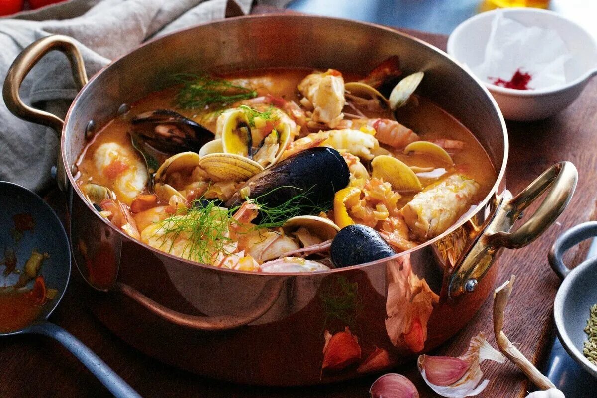 Tasty food. Чезабретто блюдо рецепт. Рыбный суп буйабес. Чезабретто блюдо рецепт. Doro wat.