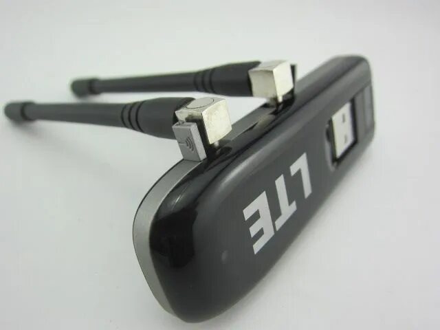 Модем zte 79u. Антенна zte. Антенна zte. Zte антенны. 4g модем dongle.