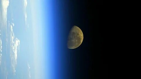 26 января луна