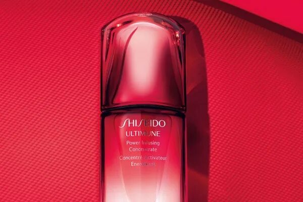 Shiseido 35+. Шисейдо лимитированная коллекция. Shiseido Ultimune Power infusing Serum. Шисейдо бустер.