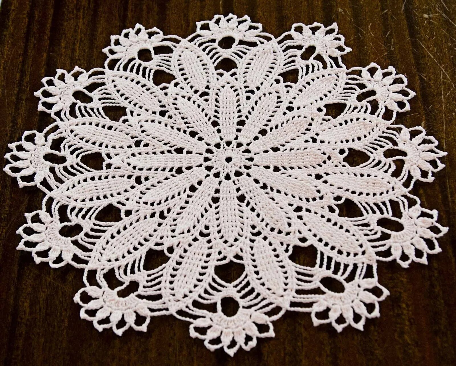 салфетки крючком мастер класс. вязаные салфетки крючком. необычные салфетки крючком. салфетки крючком мк. салфетки крючком мк.