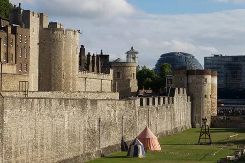 Building the castle