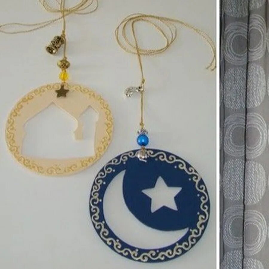Украшение стены на Рамадан. Мусульманские украшения для дома. Рамадан украшение дома. Украшения на Рамадан гирлянда.