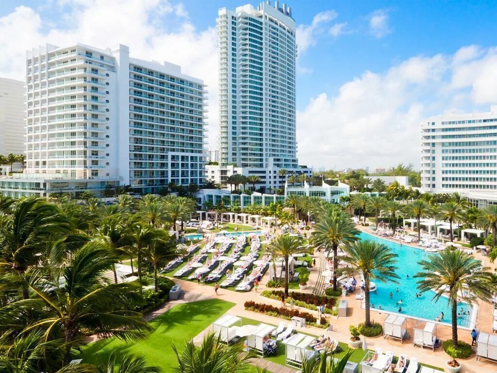 Купить путевку в маями. Отель Фонтенбло Майами. Fontainebleau Miami Beach Майами-Бич. Фонтенбло, Майами-Бич, Флорида. Fontainebleau отель Майами 1960.