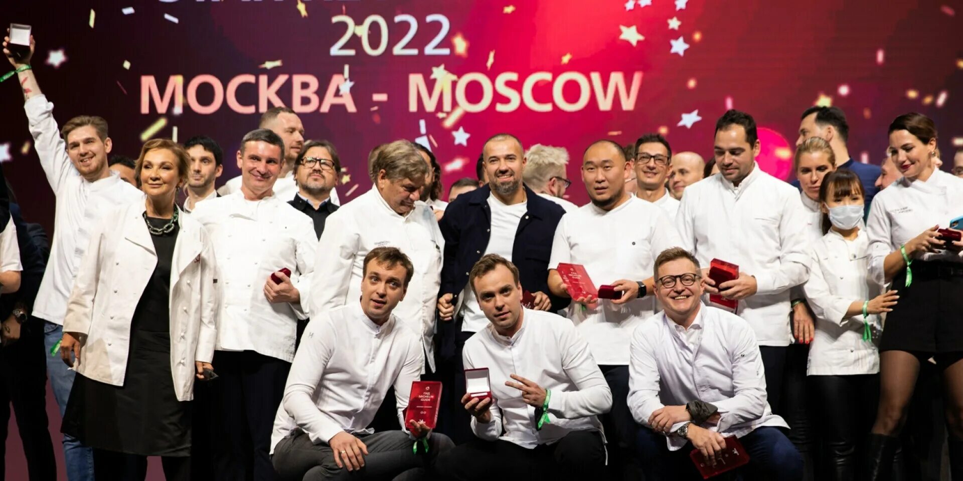 Звезда мишлен 2021. Мишлен 2022. Звезда мишлен российские рестораны. Гид мишлен москва 2022. Звезда мишлен российские рестораны.