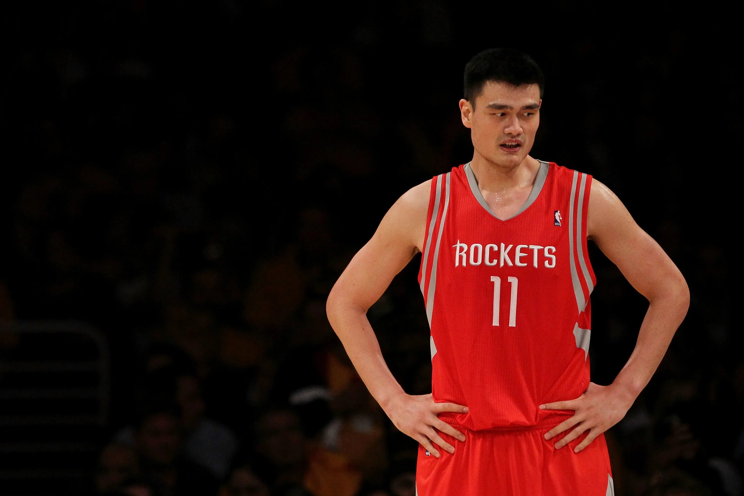 Yao ming. Яо мин. Яо минь баскетболист. Яо минь рост. Йао минг рост.