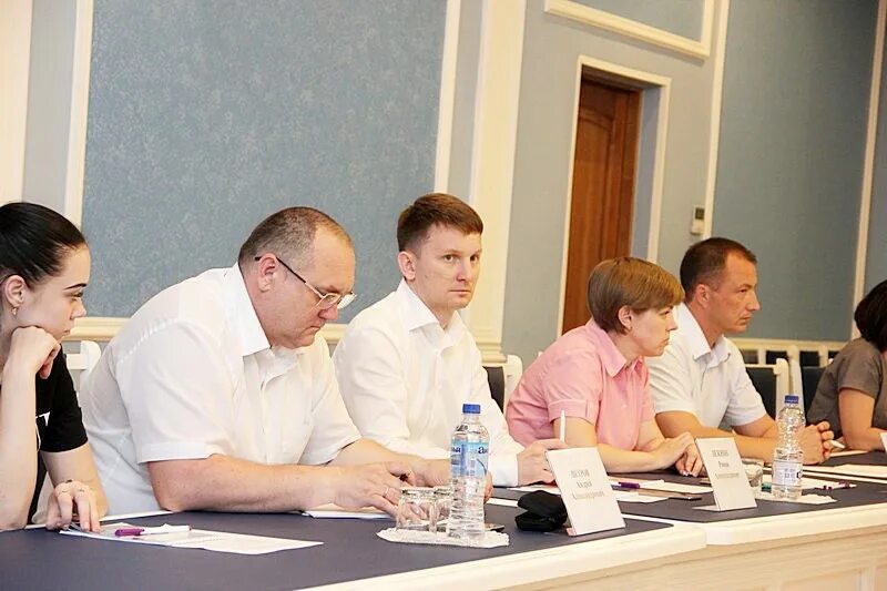 Форум адвокатов в ростове на дону. Ростовская палата адвокатов. Герб адвокатуры. Ростовская палата адвокатов. Ростовская палата адвокатов.