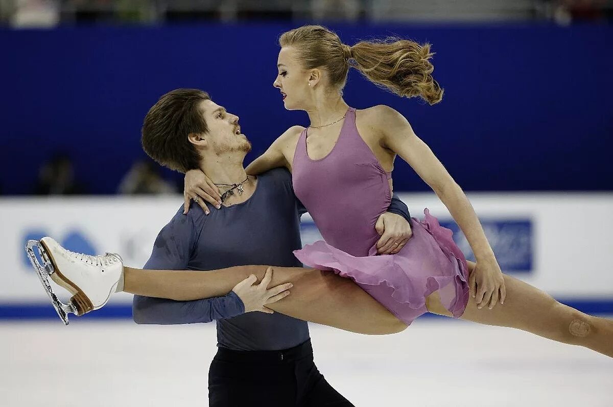 Александра степанова 2021. Александра степанова и иван букин. Фигурное катание букин и степанова. Александре степановой и ивану букину. Александре степановой и ивану букину.