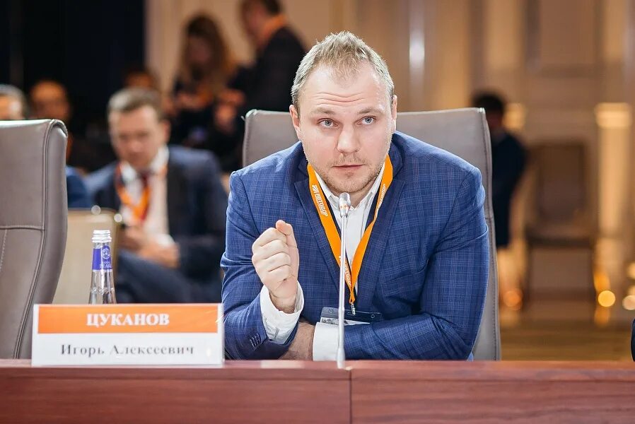 Директор автодора