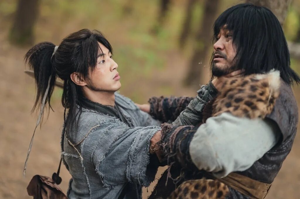 река где луна. река где восходит луна дорама. река где восходит луна дорама ким со хен. лунная река дорама корейская версия. лунная река дорама 2021.