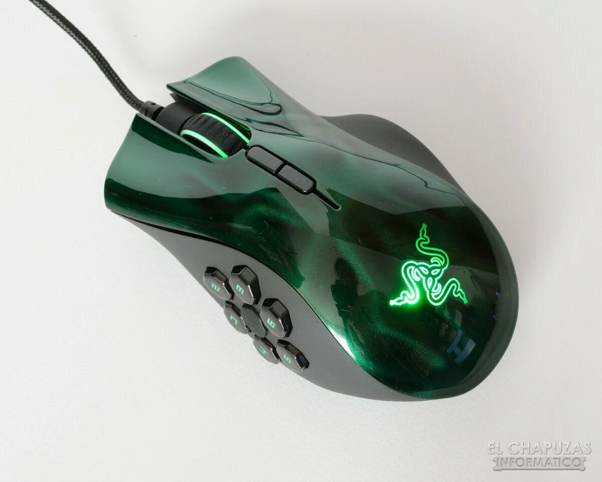 Игровые мыши москва. Razer Naga 2011. Мышь Razer Naga hex. Razer Naga hex v1. Razer Naga 2013.