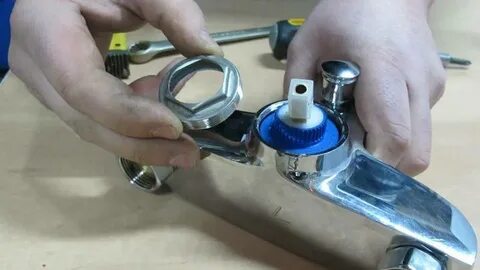 Как разобрать ванный смеситель видео