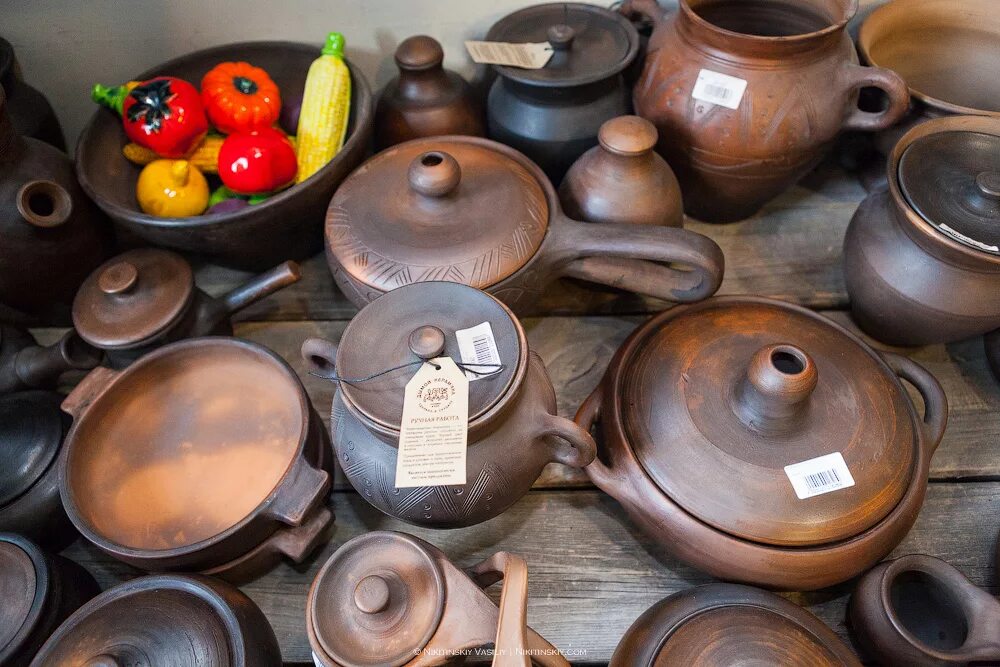 Глиняная посуда своими руками. Керамическая посуда. Гончар посуда. Глиняные изделия. Керамические изделия.