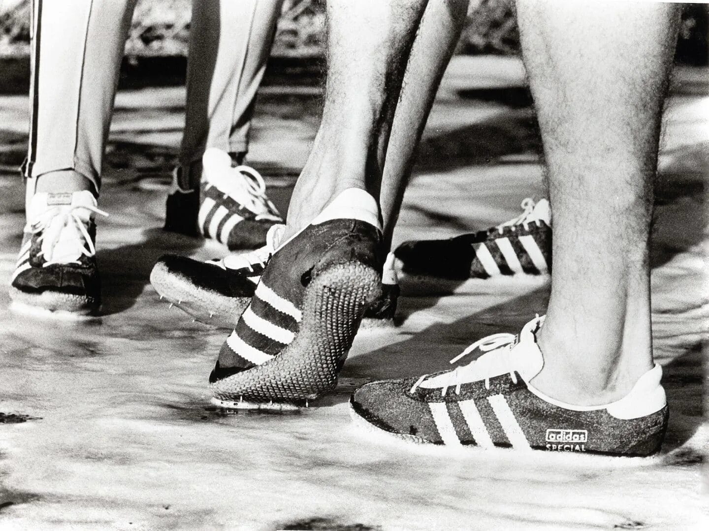 Создание адидас. Adidas 1960. Ади Дасслер кроссовки. Адидас 1924.