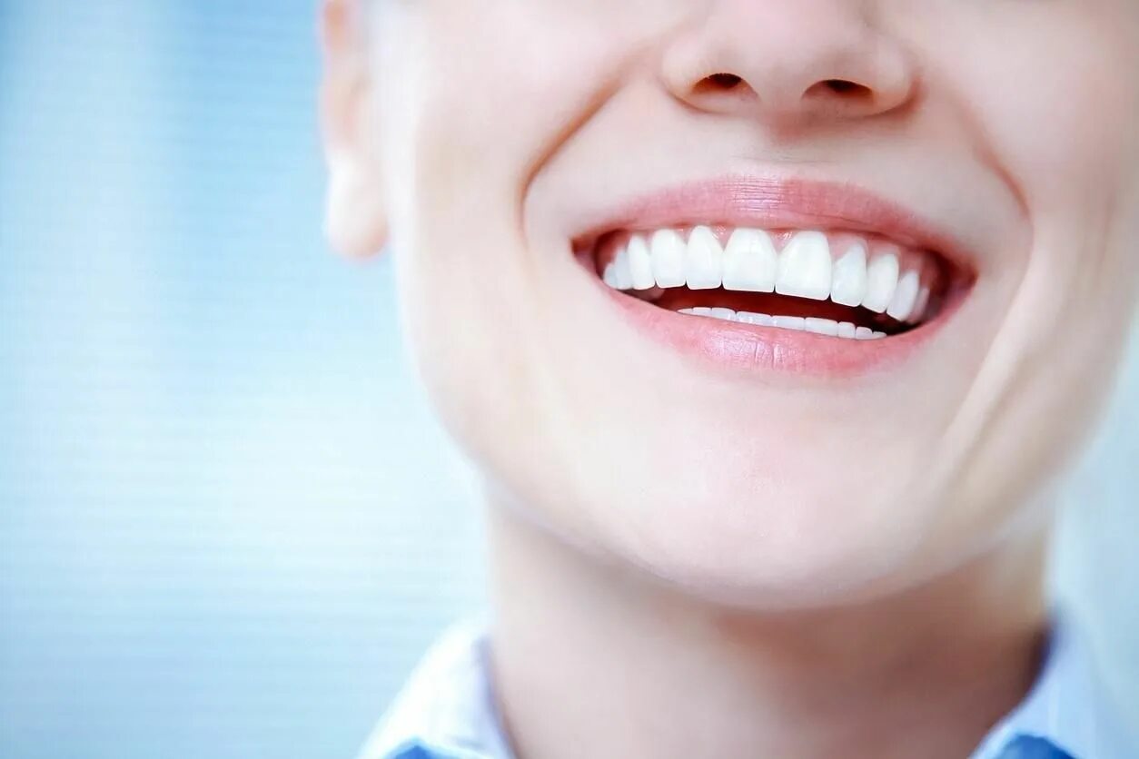 Как выглядят улыбки Liquid Lipsticks Teeth whitening that works, Laser teeth whitening, Dental impla