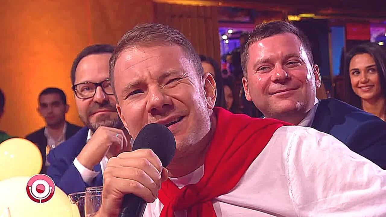 Камеди диджей. Гости камеди. Гауди киров афиша. Ведущие гутен морган фримен на камеди радио. Ведущие камеди радио.