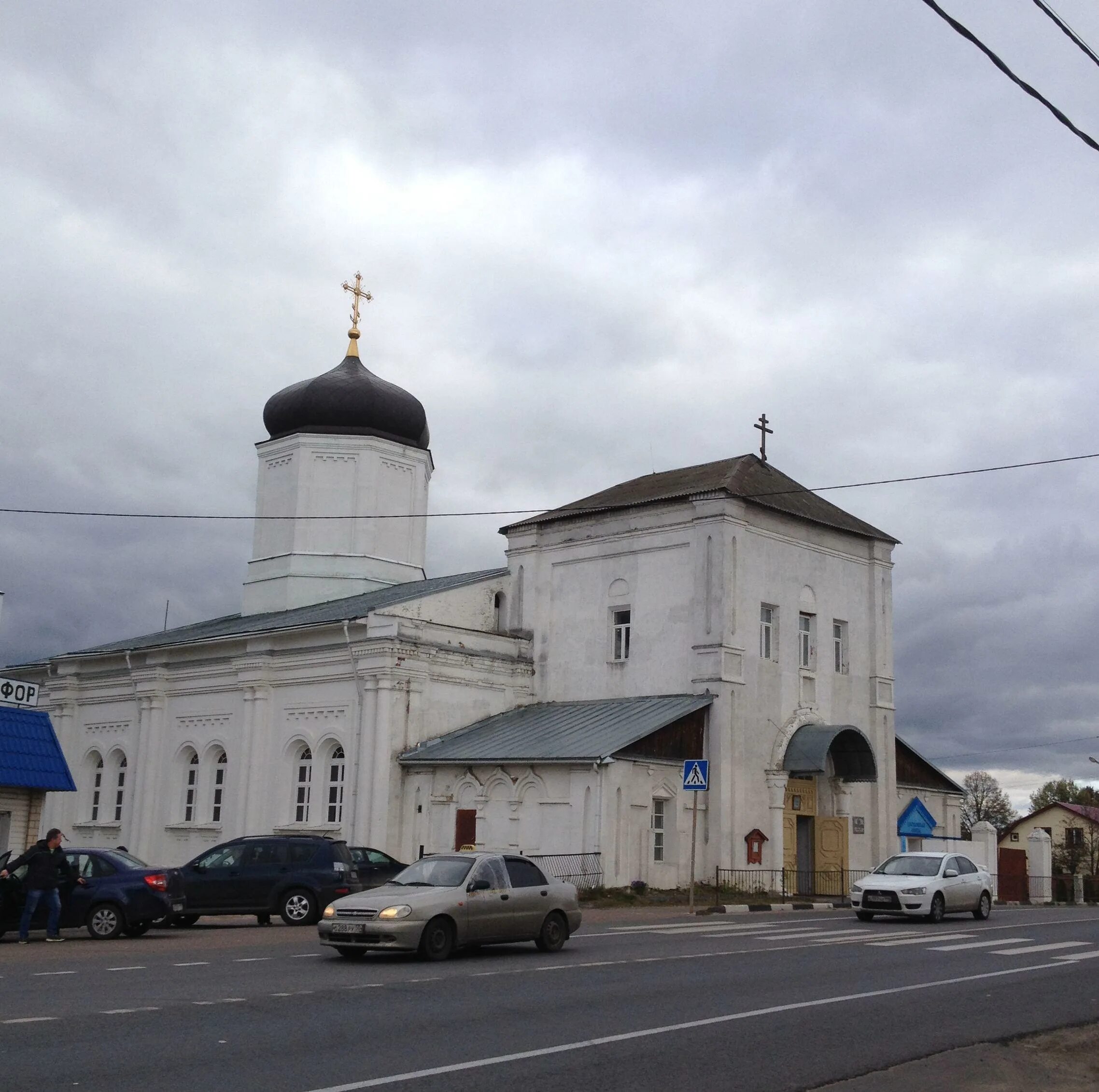 Храм успения пресвятой в гжели. Успение пресвятой богородицы гжель. Церковь успения пресвятой богородицы в селе гжель. Церковь успения пресвятой богородицы в селе гжель. Храм успения пресвятой в гжели.