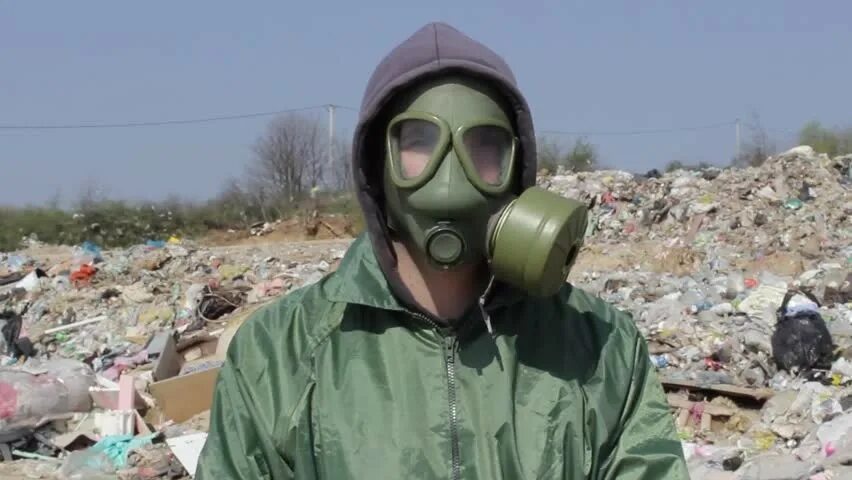 Воняет помойкой. Интернет помойка. Воняет помойкой. Воняет помойкой. Дома запах как на помойке.