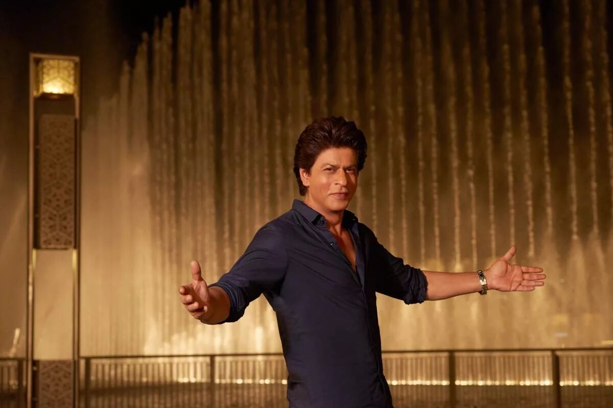 Индийский киноактер шахрукх кхан. Шахрукх кхан в молодости. Шахрукх кхан улыбка. Шахрукх кхан видео. Shah rukh khan.