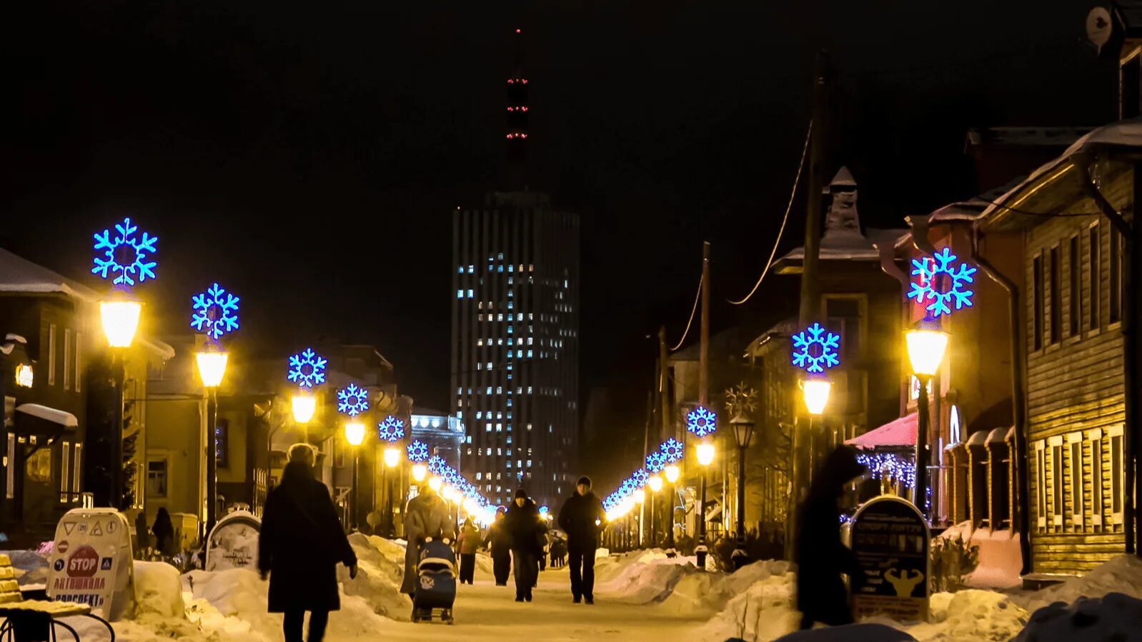 Петровский парк в архангельске предновогодний. Главная елка казани 2022. Каток у экспо, архангельск. Новогодний архангельск 2022. Чумбаровка архангельск зимой.