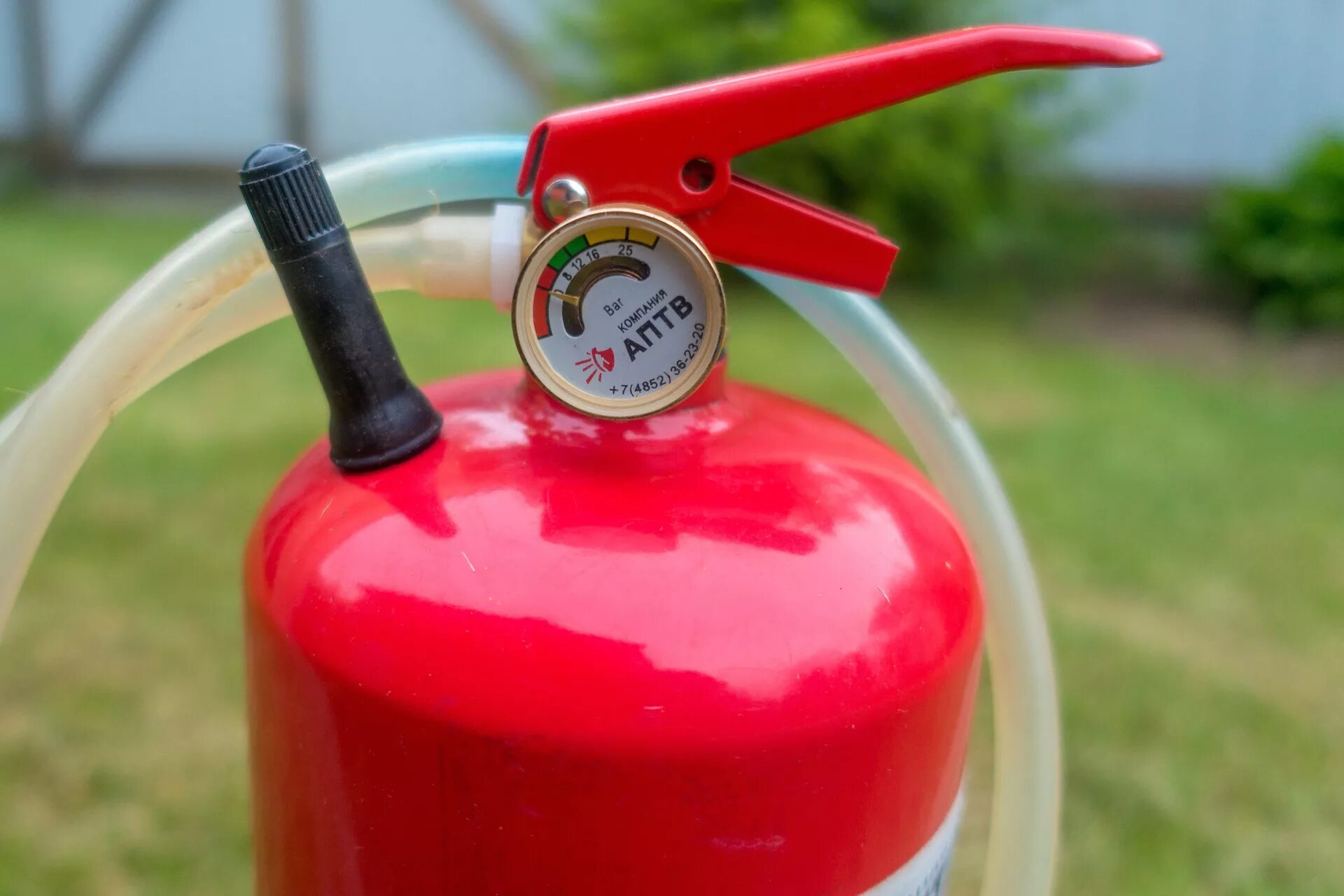 что можно сделать из огнетушителя. что можно сделать из огнетушителя. что можно сделать из огнетушителя. из старого огнетушителя. минибар из огнетушителя.