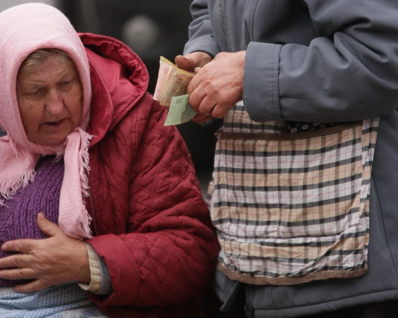 Украинские пенсионеры. Маленькая пенсия. Турецкие пенсионеры. Пенсия в Украине.