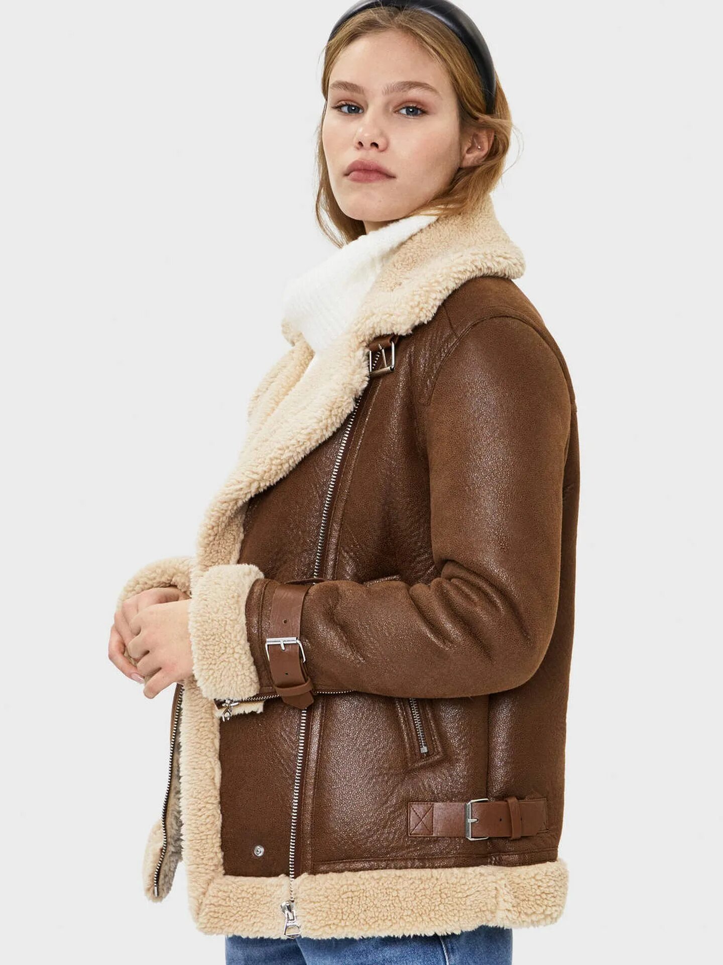 Дубленка Авиатор Bershka