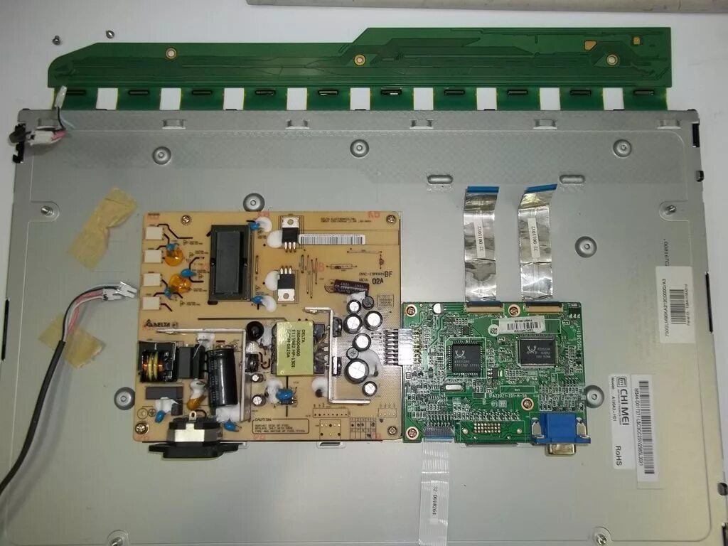 Разобранный монитор. Разобранный телевизор. Починить жк экран. Монитор topview a2391wd. Разобранный телевизор.