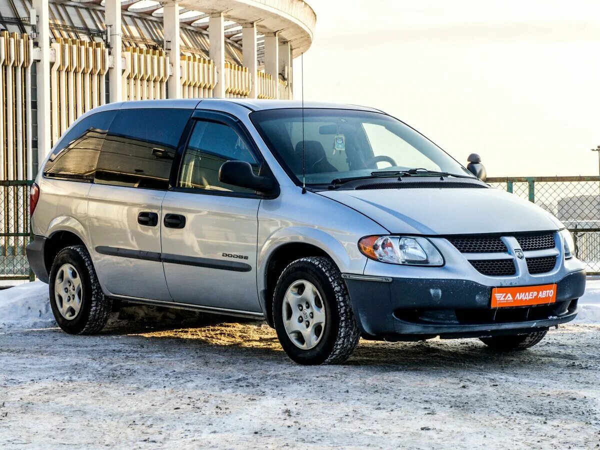 Сколько стоит караван. Dodge Caravan 2.4. Додж Караван 4. Додж Гранд Караван 4 поколения. Dodge Caravan 2005 2.4.