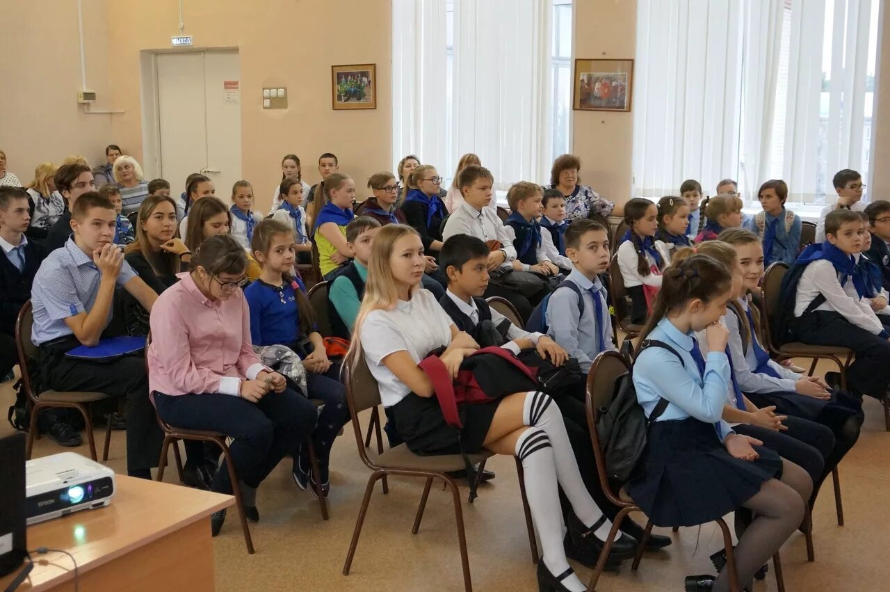 Северский лицей директор. Маоу сфмл северск. Северск лицей северский лицей. Школа 196 северск. Северск лицей.