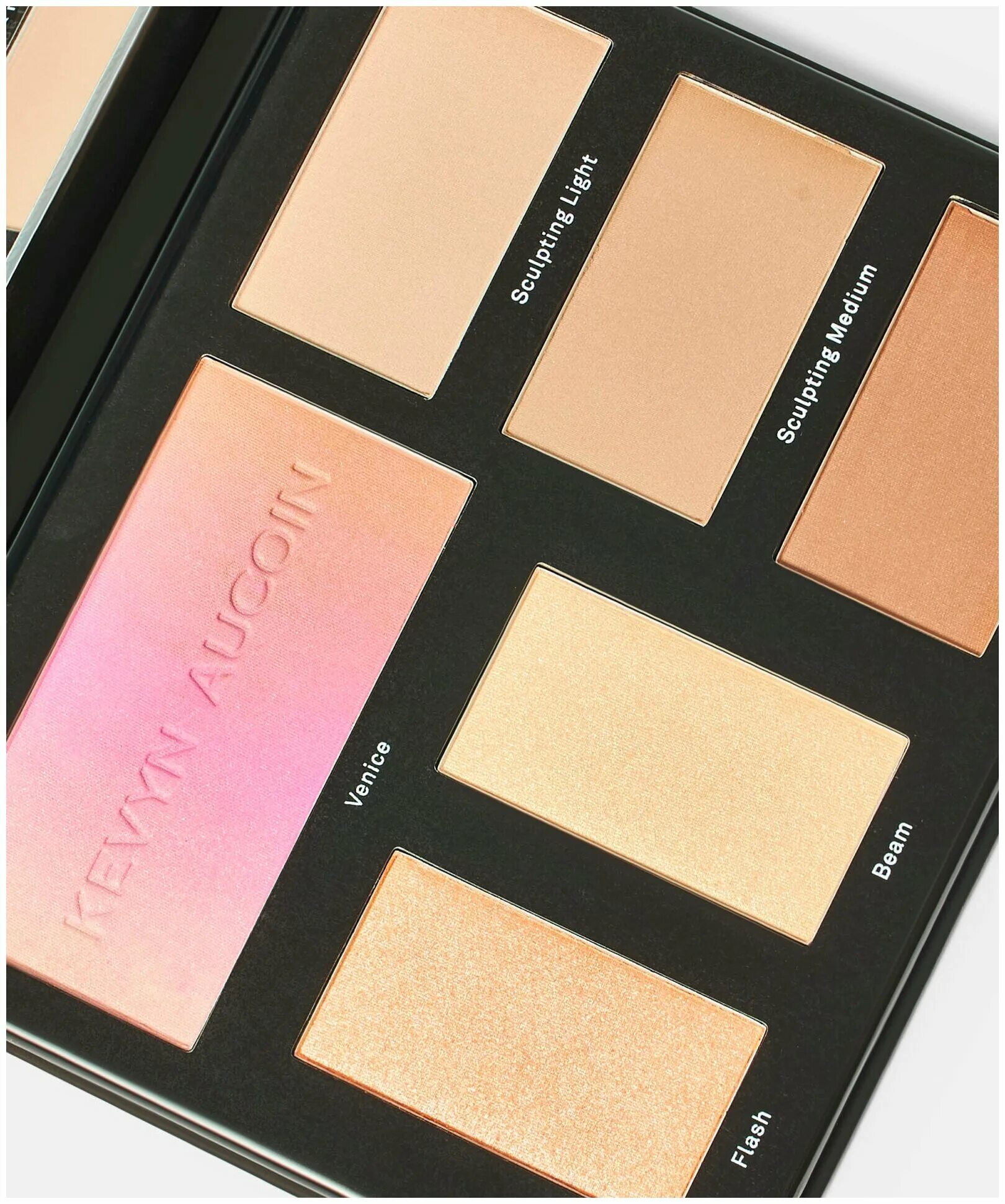 Toned shoulders. Madfit age. Tone sculpt тренировка. Sculpt and define для похудения отзывы. Йога класс афиша.