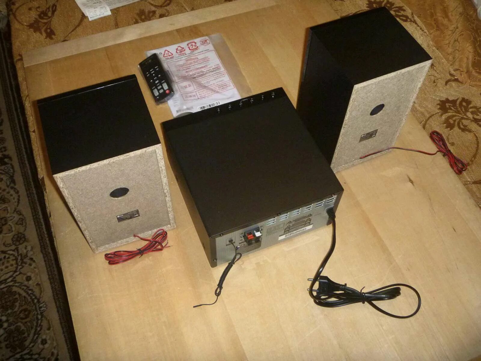 Lg cm2460. Micro lg cm1560. Lg cm2460. Lg cm2760. Музыкальный центр lg см2460.