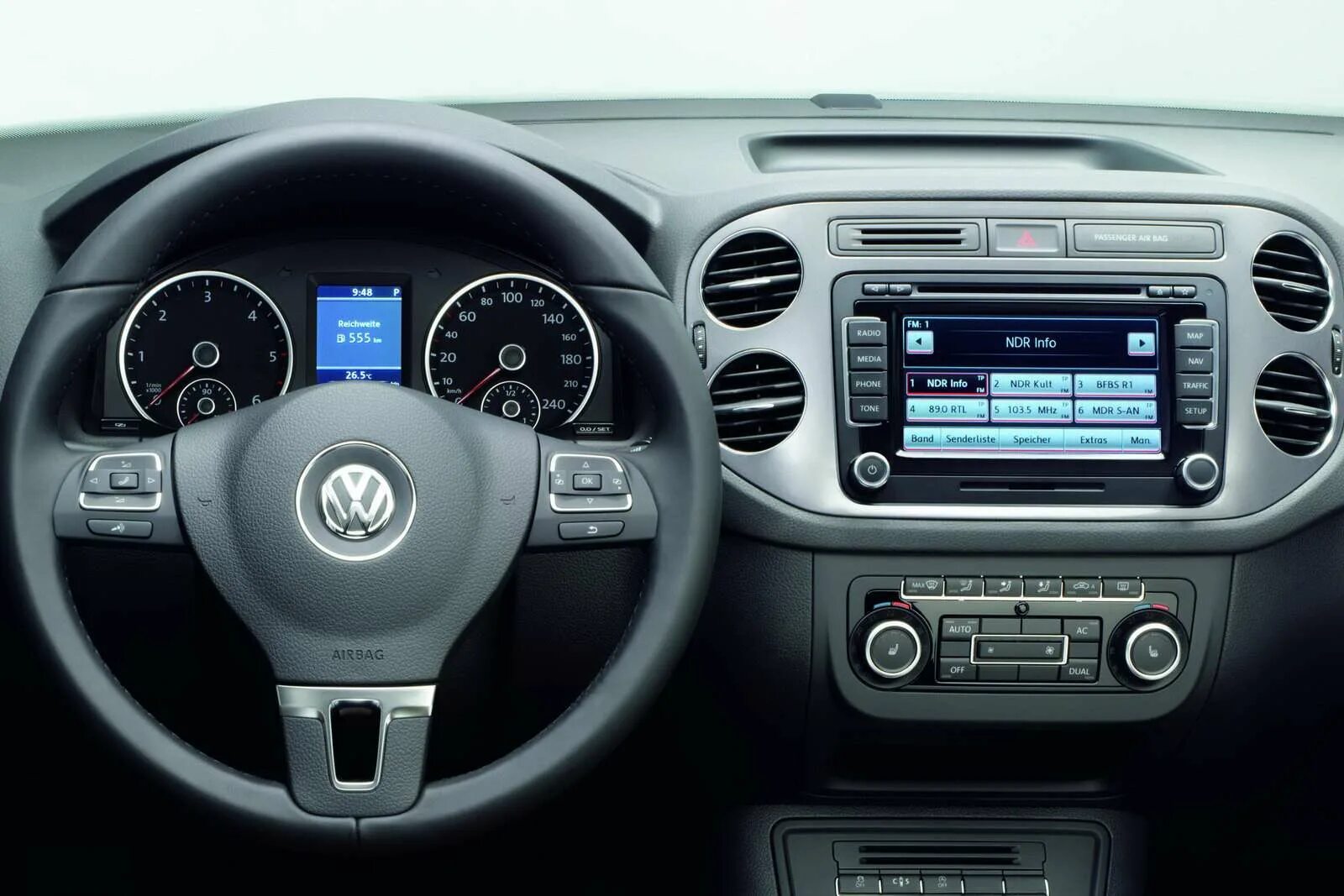 Тигуан андроид. Магнитола фольксваген тигуан 2012. мультимедиа на volkswagen tiguan 2012. штатная магнитола фольксваген тигуан 2012. штатная магнитола фольксваген тигуан 2013.