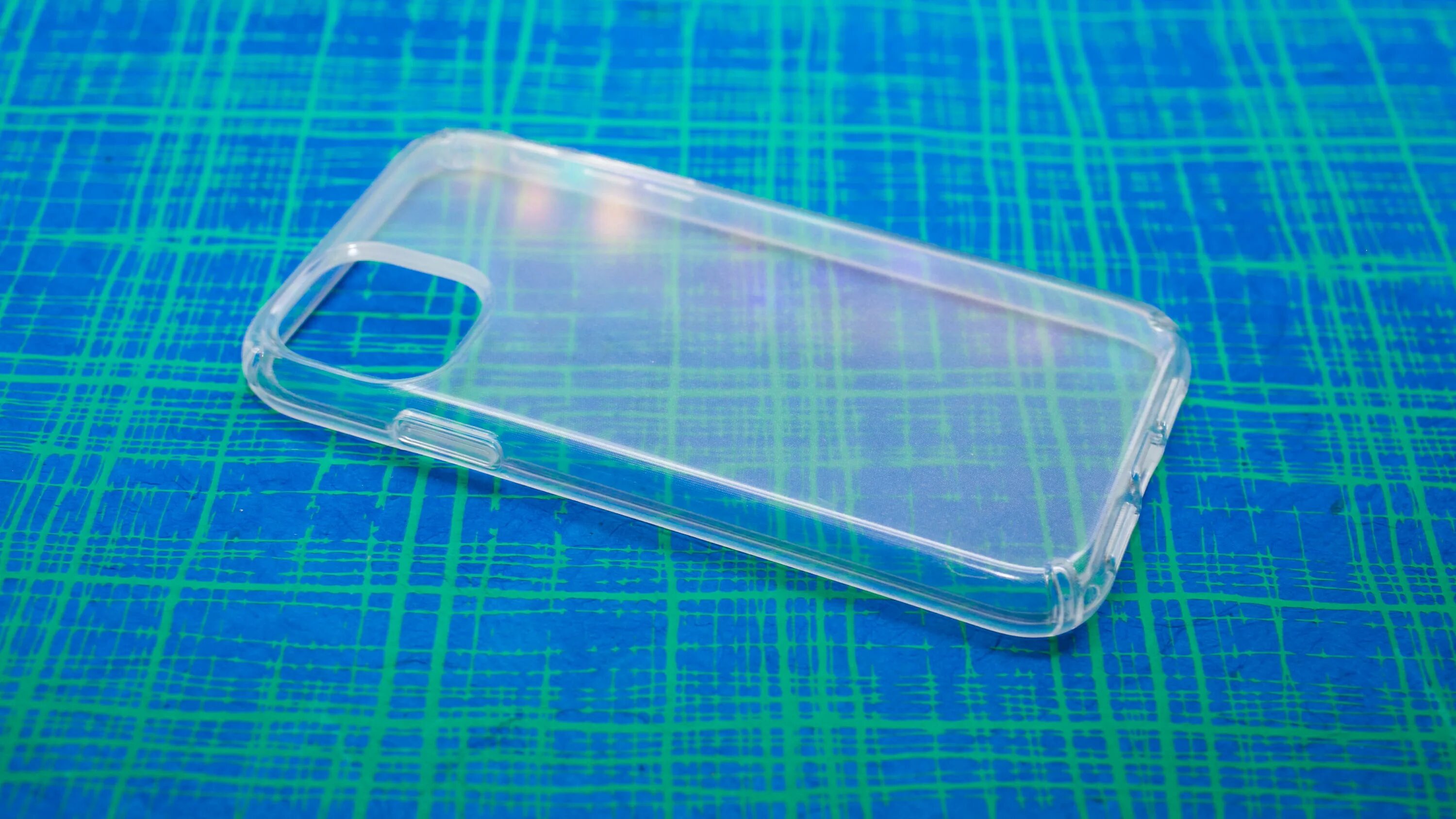 Speck iphone 11. Clear Case прозрачный. Iphone Pro Clear Case. Clear Case для "Apple iphone 11" (прозрачный.