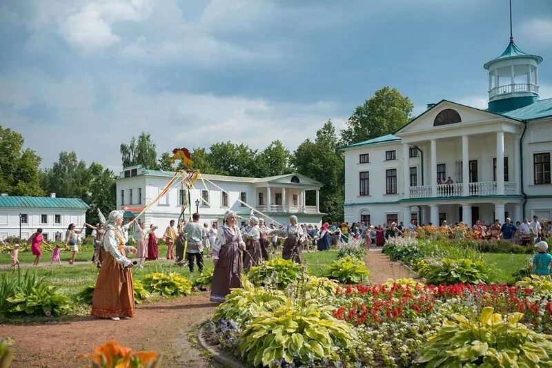 Карабиха поэт. Карабиха поэт. Музей заповедник карабиха ярославль. Карабиха поэт. Некрасовский фестиваль в карабихе.