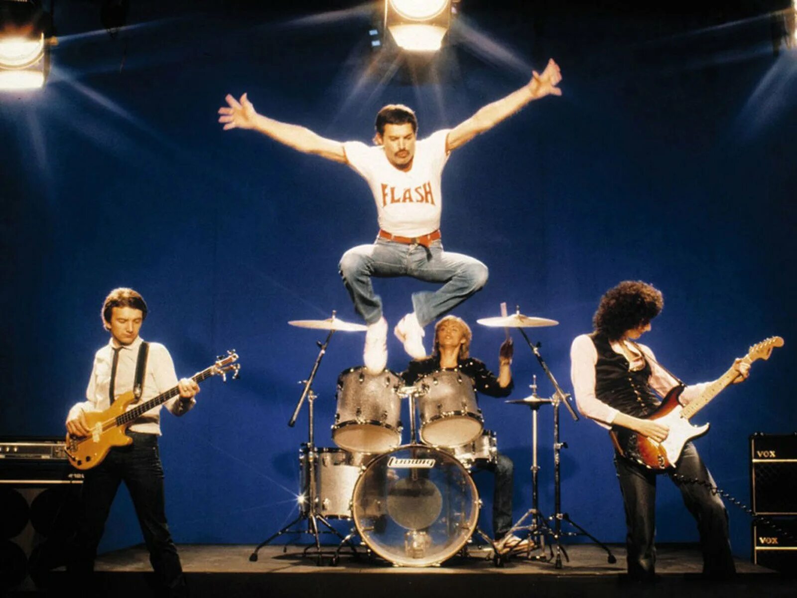 Известные песни рок групп. Рок группа Квин. Группа Queen 1991. Музыканты группы Квин. Группа Квин фото.