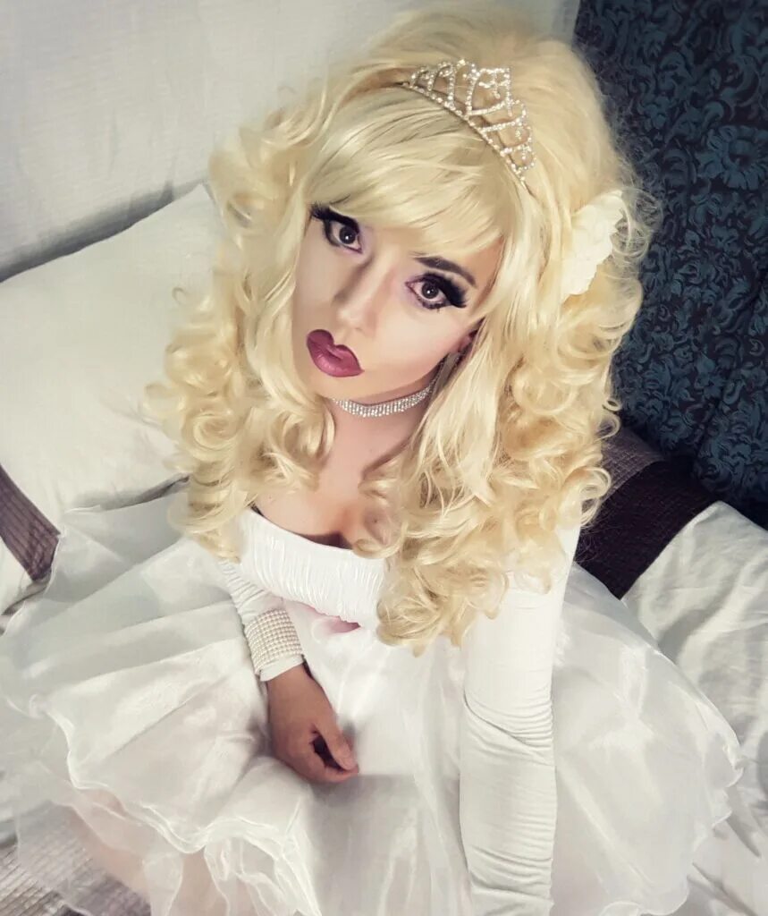 Кроссдрессер Кэти Уоллес. Crossdressing femboy