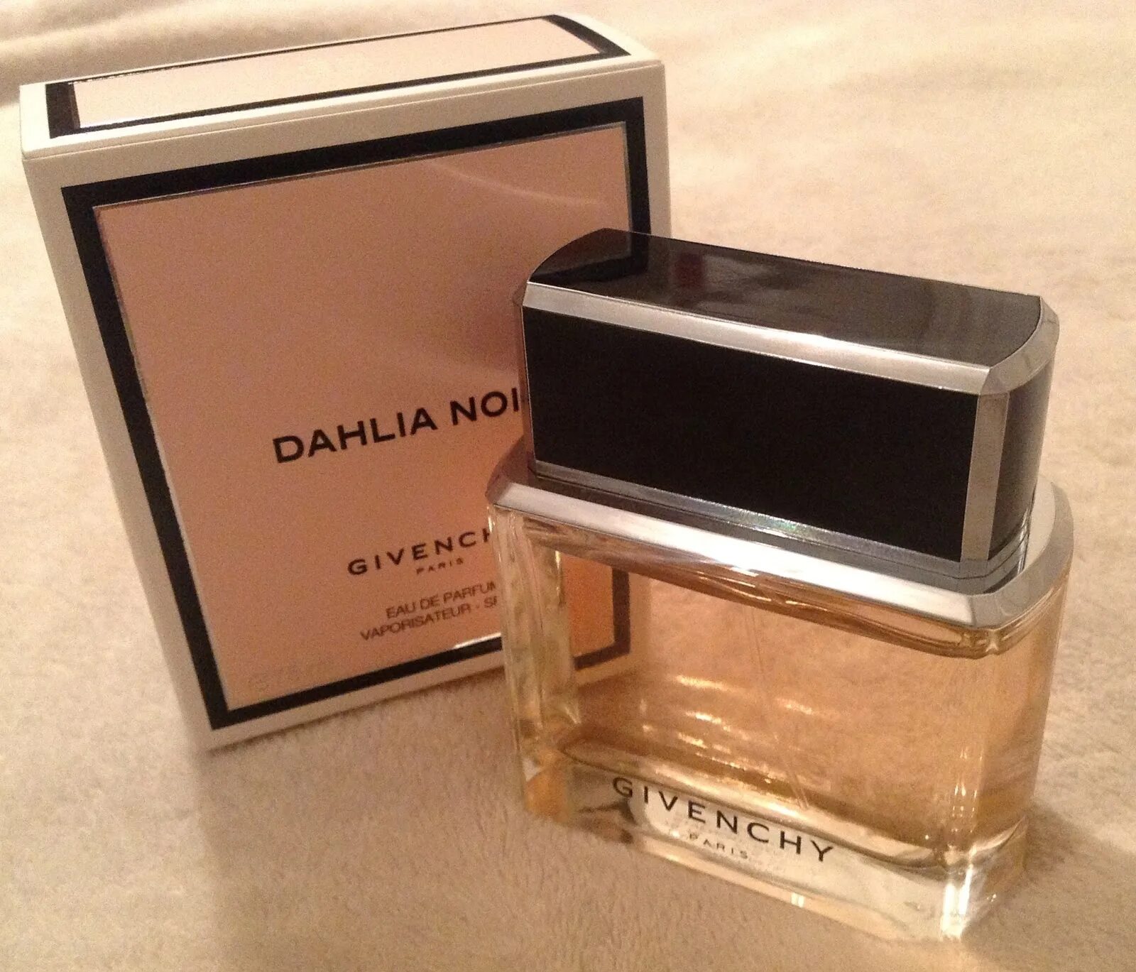 Givenchy dahlia noir. Givenchy Dahlia Noir 75 мл. Givenchy Dahlia Noir 2014. Живанши духи Данхилл Нуар.