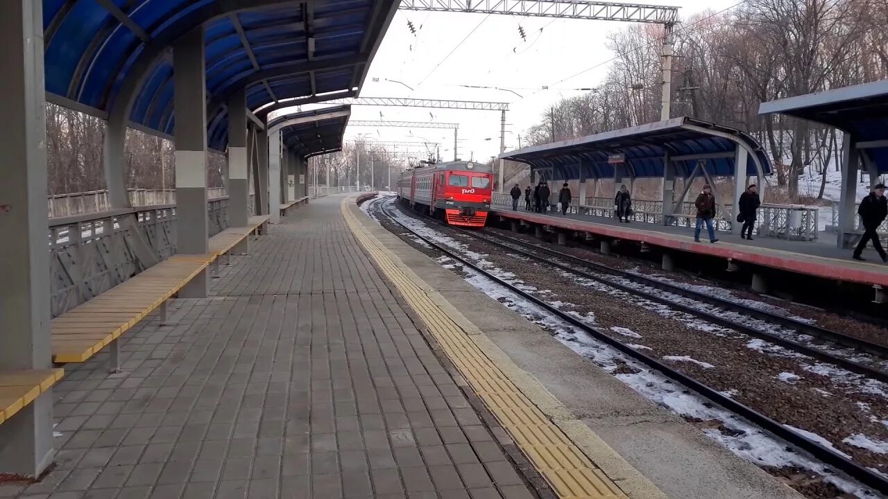 Эд9т 0022 владивосток. Эр1-228. Первая речка садгород электричка. Первая речка садгород электричка. Эр9мк 576.