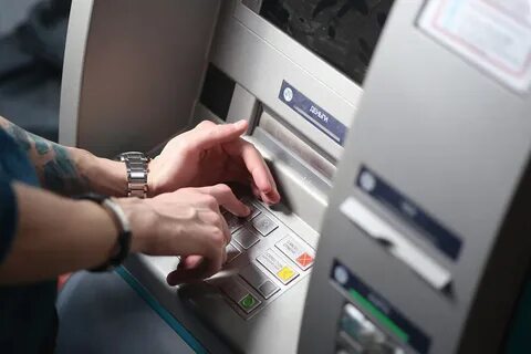 Сбербанк украли деньги со счета